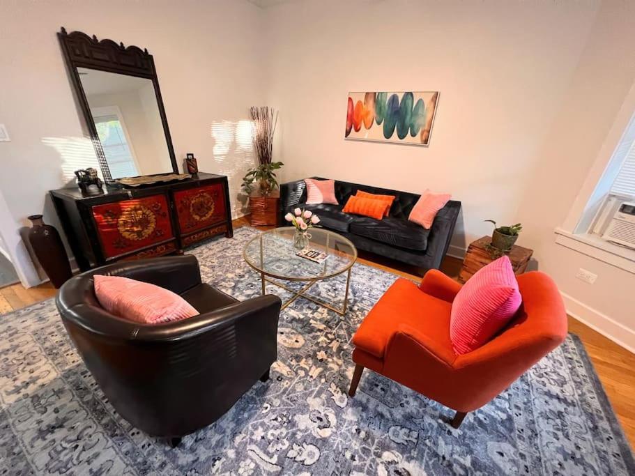شقة Modern Vintage 2Br Walkable To Dining & Lakefront شيكاغو المظهر الخارجي الصورة